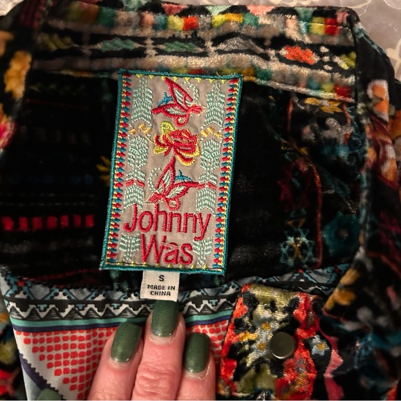 Johnny Was Black Velvet Floral Anorak Jacket Small - Picture 14 of 16